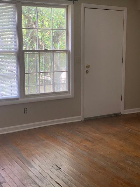 1025 Mcclurkin Avenue - Photo 2 of 8