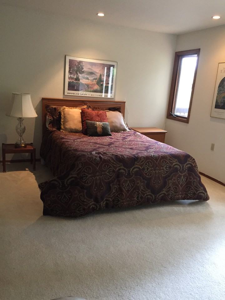 11666 Dawson Dr - Photo 3 of 7