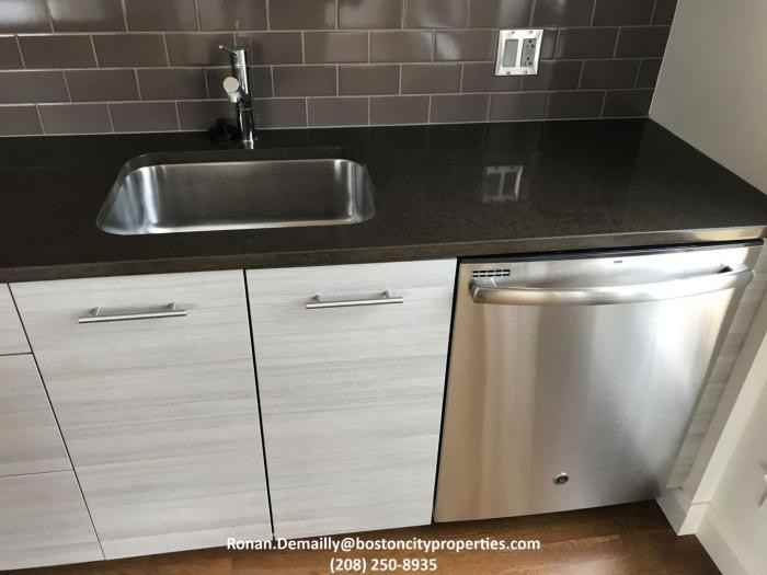 47 Lagrange St - Photo 2 of 10