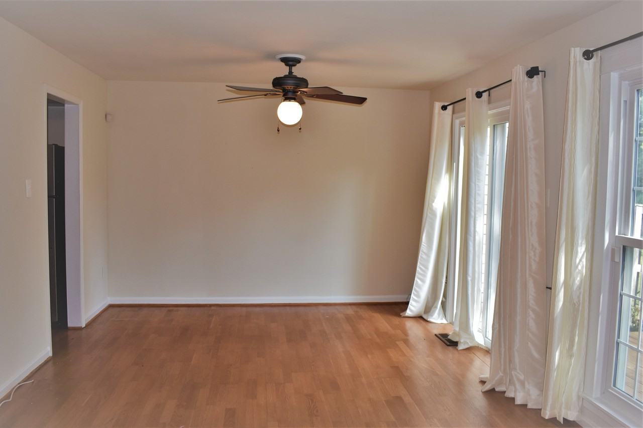 17603 Longview Ln - Photo 4 of 22