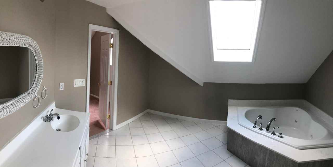 255 Mountain Road - Photo 3 of 6