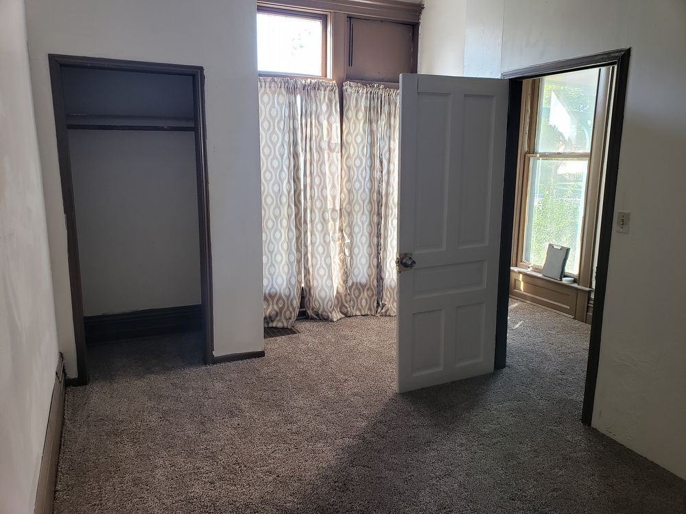 1616 N. 34th Street - Photo 3 of 8