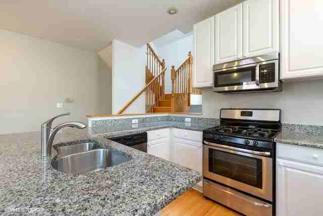 823 West Armitage Avenue #*CH - Photo 2 of 10