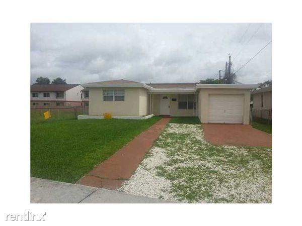 2401 NW 7th St