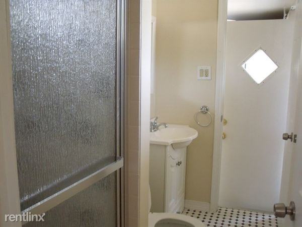 14627 Fairway St - Photo 2 of 15