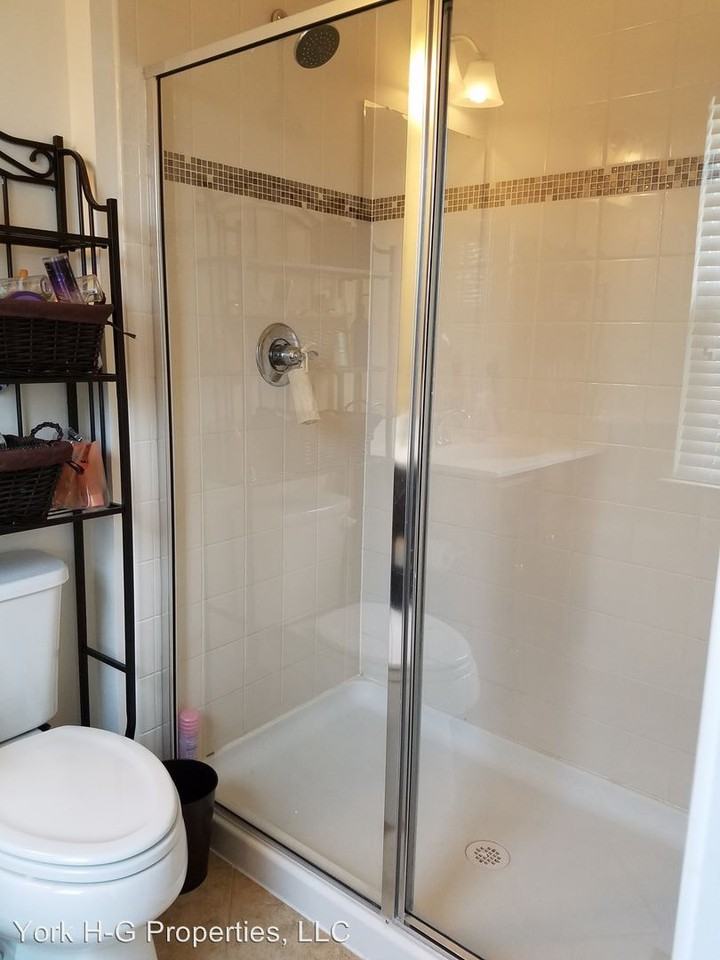 1261 Elderslie Lane - Photo 2 of 23
