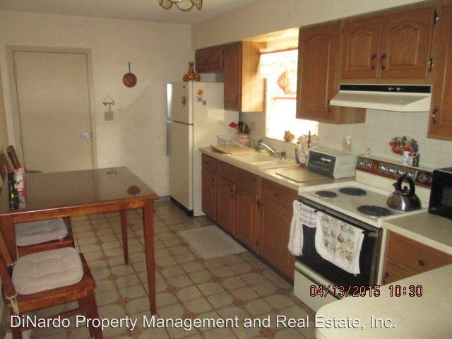 23805 River Rd - Photo 2 of 8