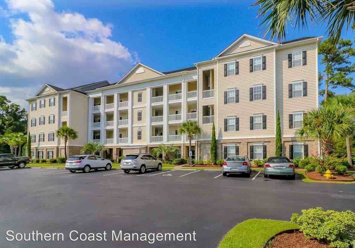 901 Knoll Shores Court #301