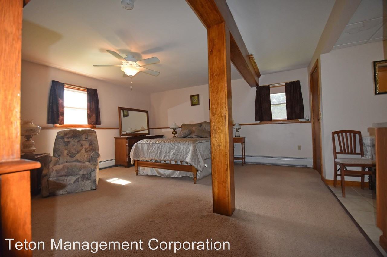 60 Herie Avenue - Photo 3 of 9