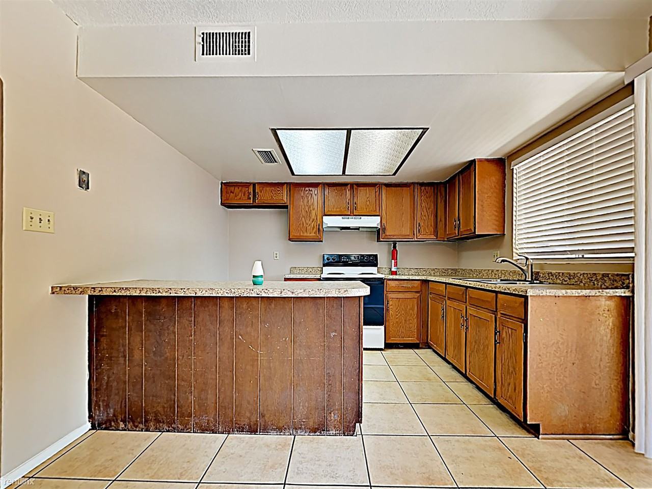 8829 W Turney Ave - Photo 3 of 13