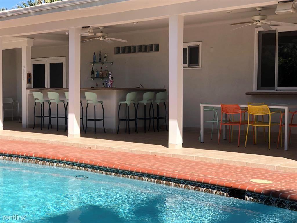 663 E Chia Rd - Photo 2 of 10