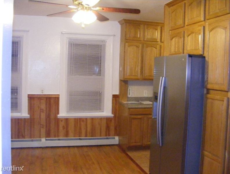 37 7th St 1st.Floor - Photo 3 of 9