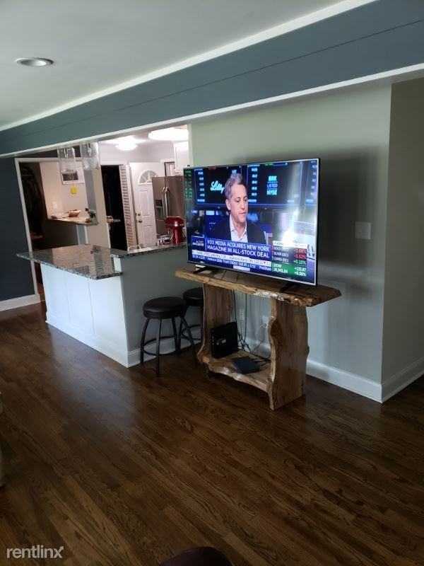 312 Bramblewood Dr - Photo 2 of 37