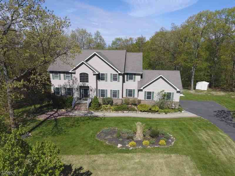 9 Valhalla Way - Photo 3 of 25