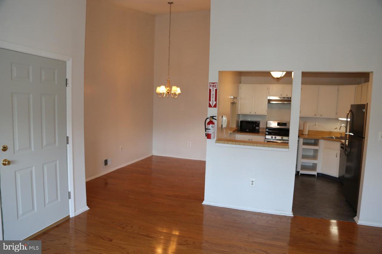19 Gilpin Court - Photo 3 of 17