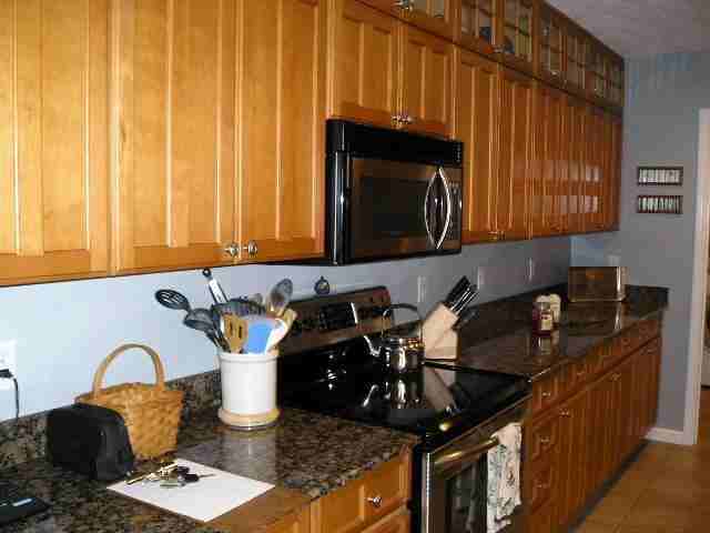 14309 Brentwood Dr - Photo 2 of 11