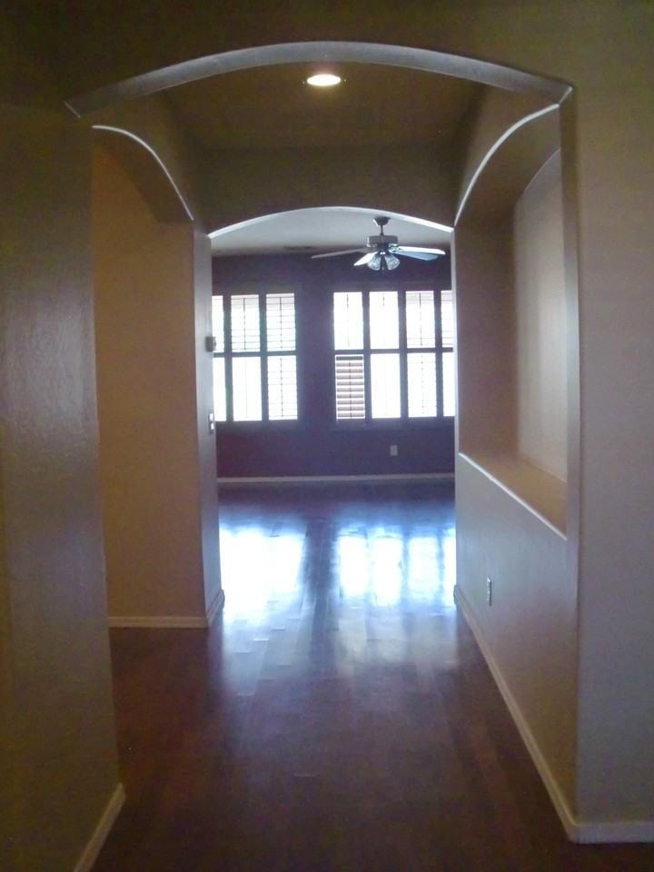 7121 W Getty Dr - Photo 2 of 34