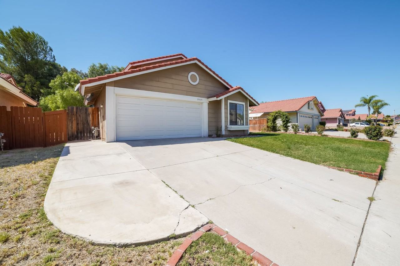 35575 Woshka Ln - Photo 3 of 23