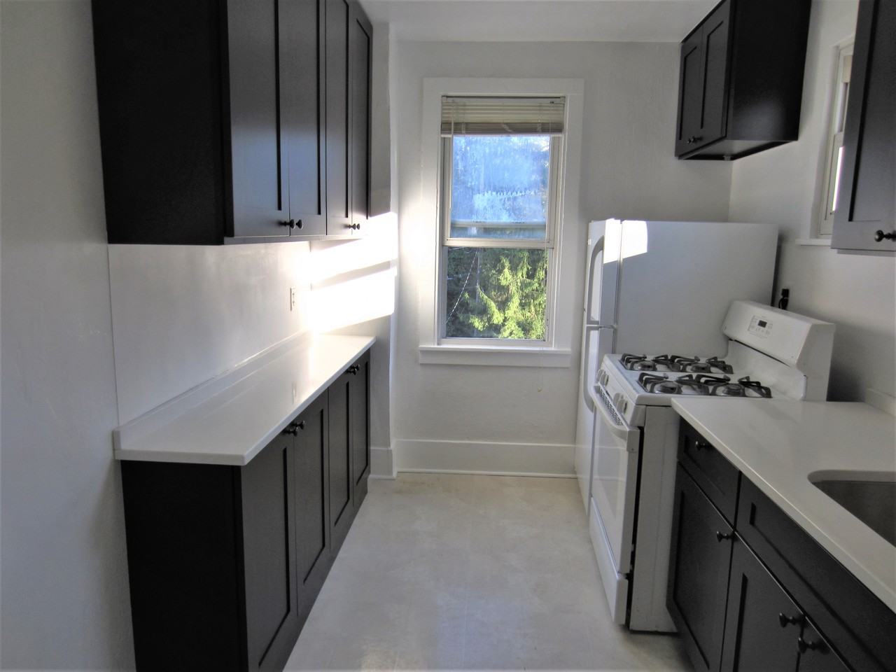 806 Boulder Dr #806 - Photo 2 of 7