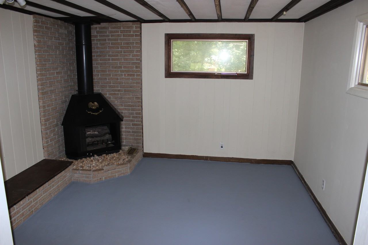 1521 Euclid Rd - Photo 2 of 14