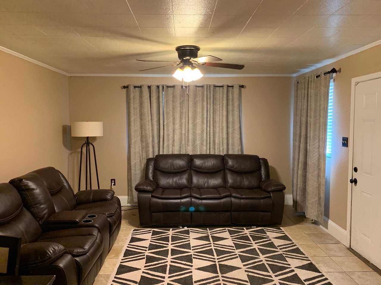 167 Glynn St - Photo 3 of 8