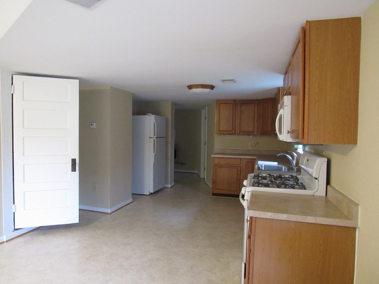 14478 Bushong Ln - Photo 2 of 21