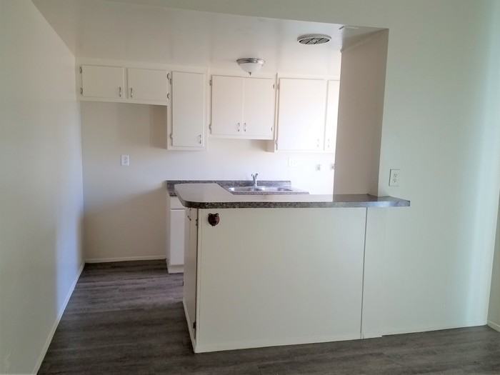 2704 Humbert Avenue - Photo 3 of 7