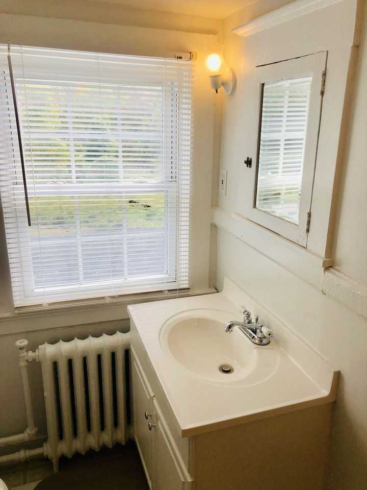 220 Washburn Rd #2 - Photo 3 of 15