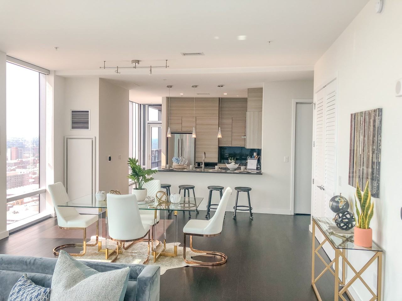 414 Light Street - Photo 4 of 24