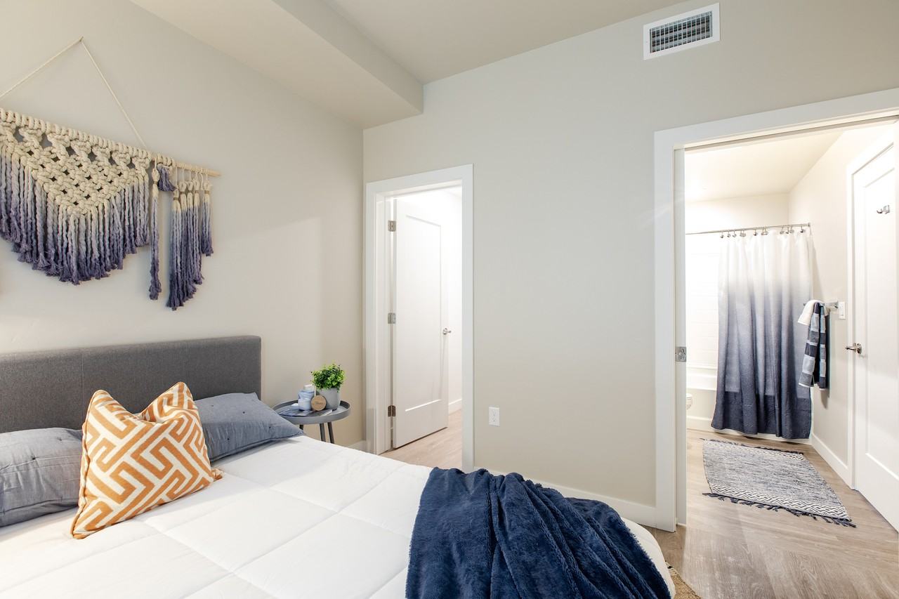 Pierpont By Urbana - Photo 6 of 50