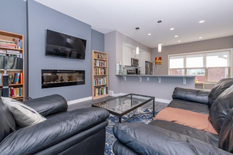 1205, 32 Horseshoe Crescent, Cochrane - Photo 3 of 33