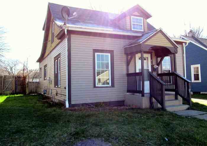 614 South 26th Street - Photo 2 of 14