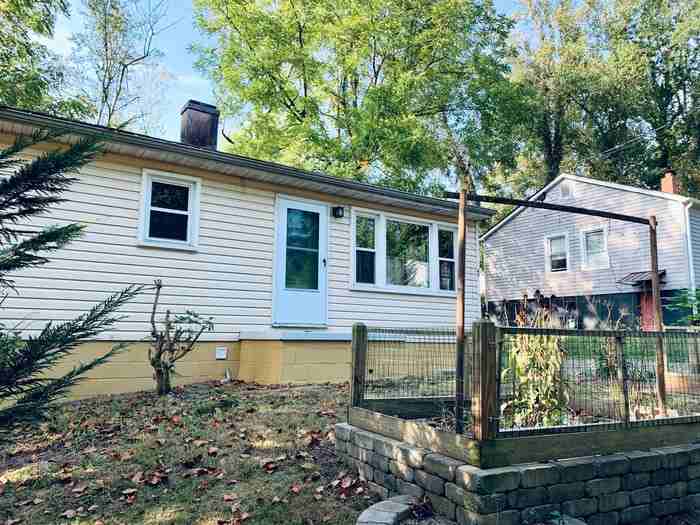 44 Jeffress Avenue - Photo 3 of 22