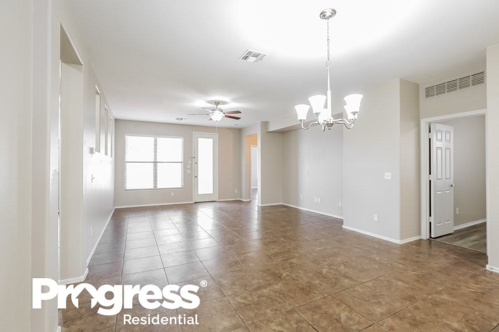 3912 S 101st Ln - Photo 3 of 21