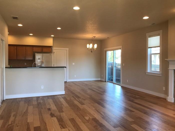11811 Southwest Barber Street - Photo 2 of 10