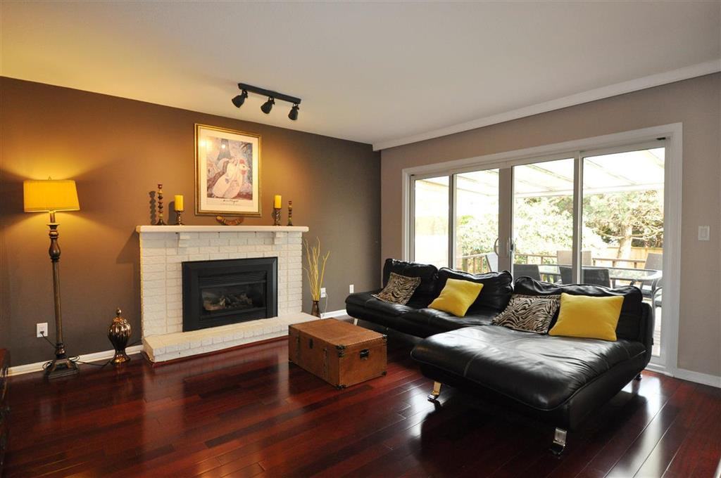 2676 Tempe Glen Dr - Photo 3 of 20