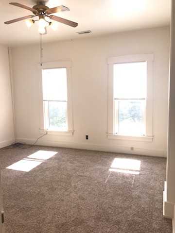 1114 1/2 1/2 North St - Photo 2 of 7