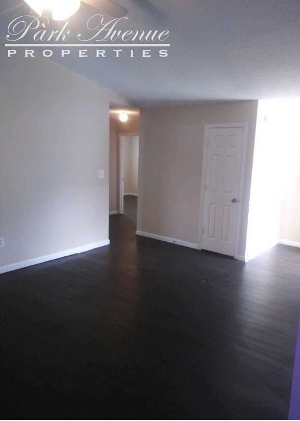 134 N Ridge Dr - Photo 2 of 10