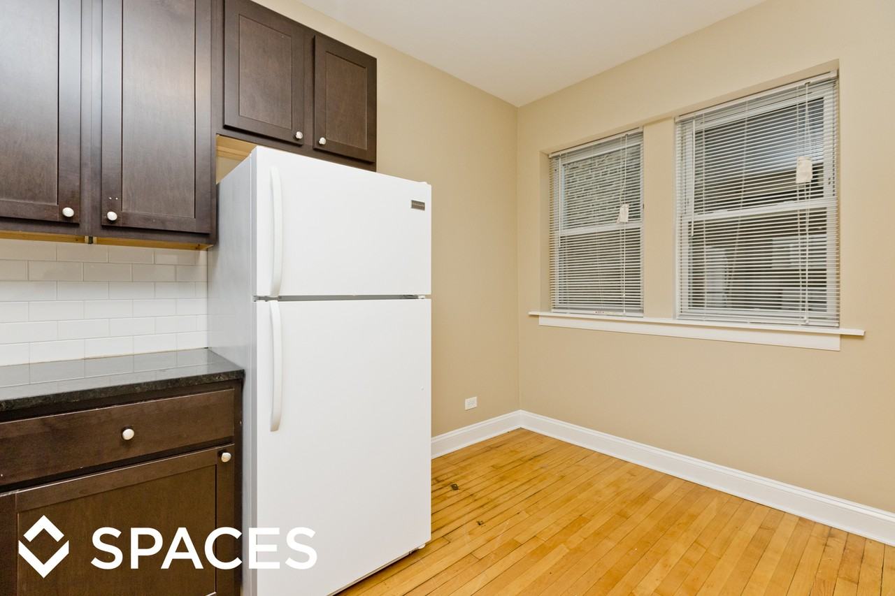 4437 W Fullerton Ave - Photo 2 of 11