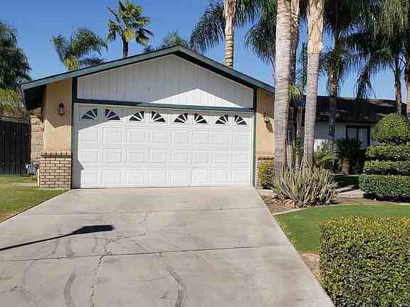 400 Stable Ave - Photo 3 of 12