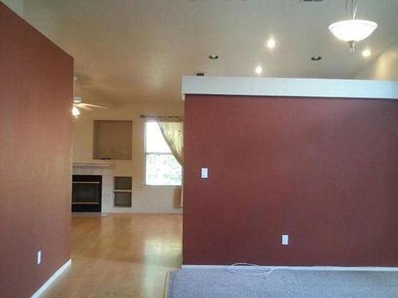 5417 Barnstable Ct - Photo 2 of 6