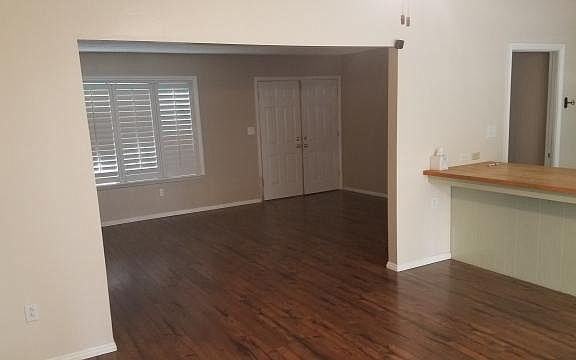 4531 Mccray St - Photo 3 of 6