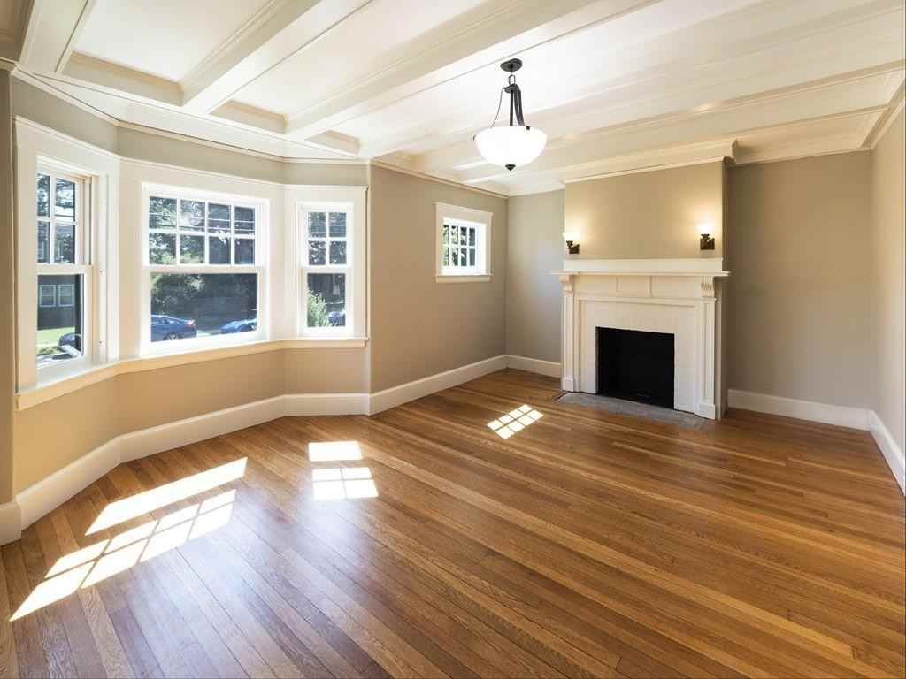 16 Stoneleigh Rd - Photo 3 of 11