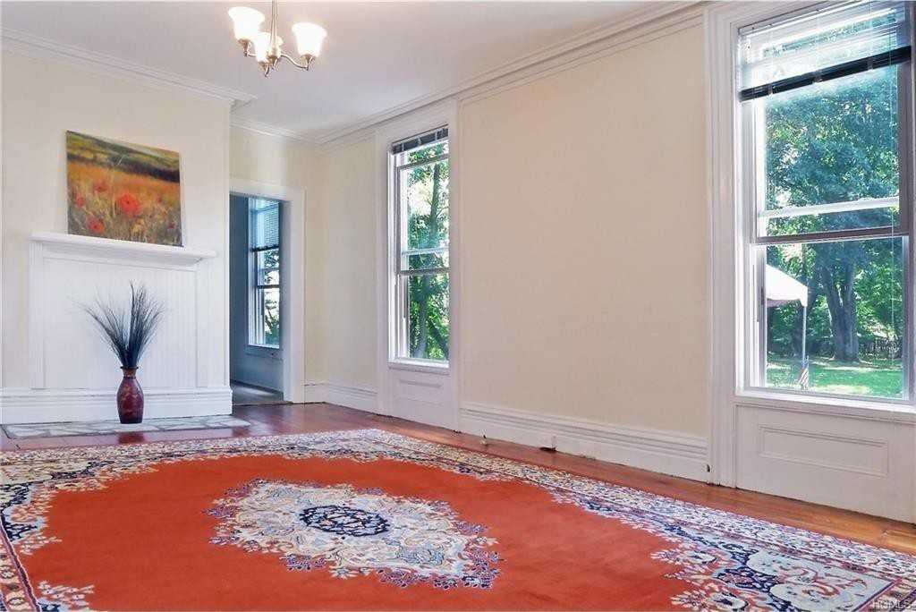 14 John Street - Photo 3 of 11