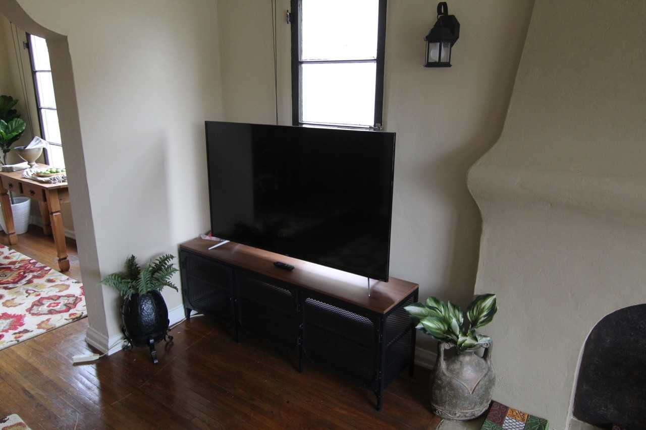 N. Stanley Ave. & Oakwood Ave. - Photo 6 of 32