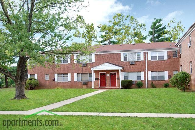 Skytop Gardens - Photo 3 of 5