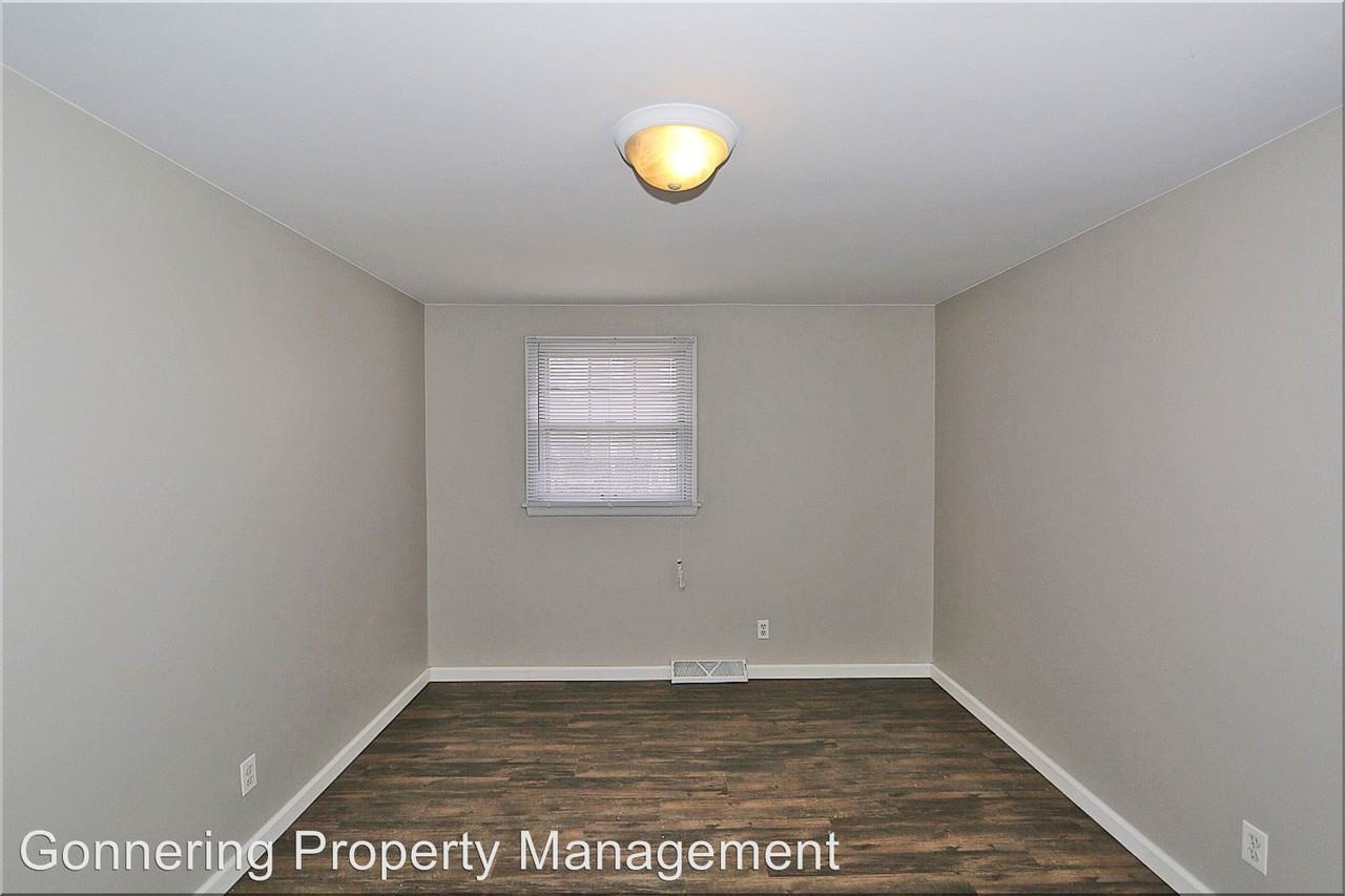 5033-5035 46th Ave - Photo 3 of 12