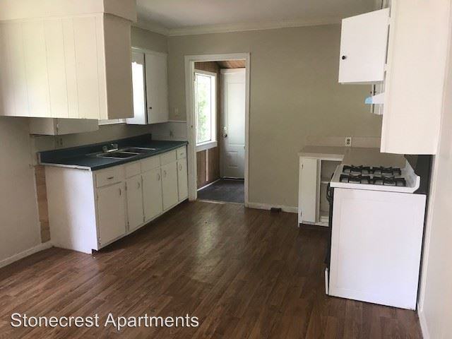 2104 Parker St - Photo 2 of 24