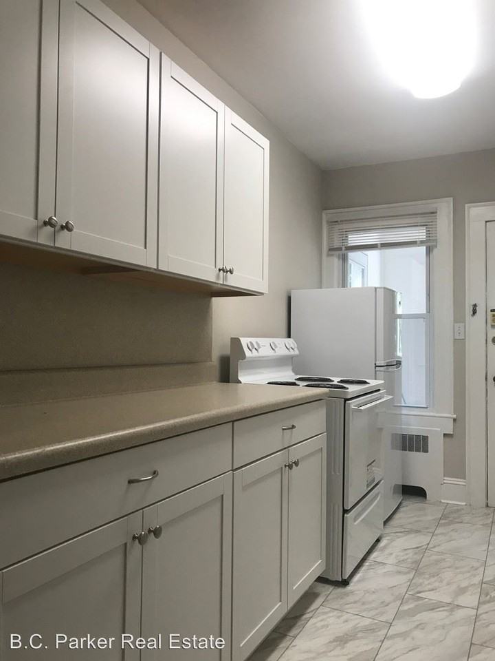 321 Fifth Street - Photo 3 of 9