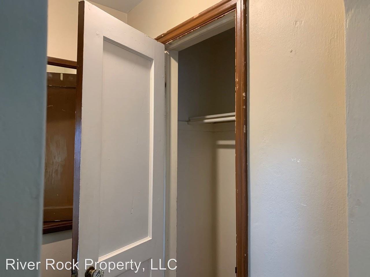 1538 8th Street North - Photo 3 of 19